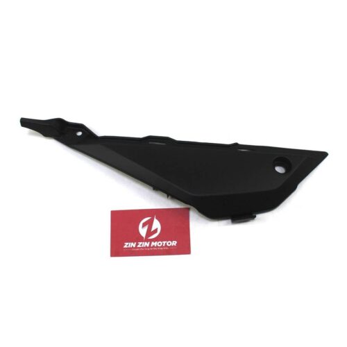 Nhựa Nhám Ốp Hông Phải - CBR 150R
