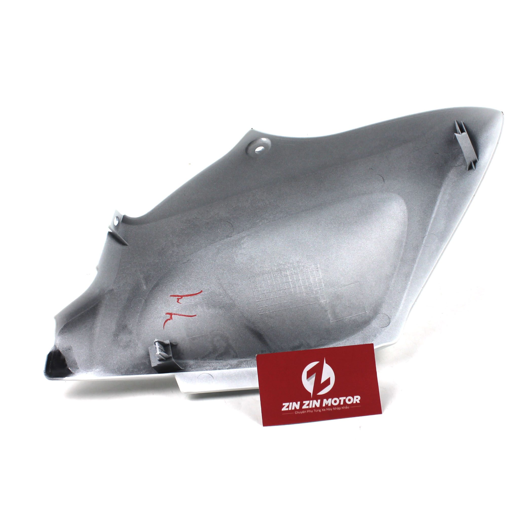 Ốp Bình Xăng Phải Trắng - GSX R150