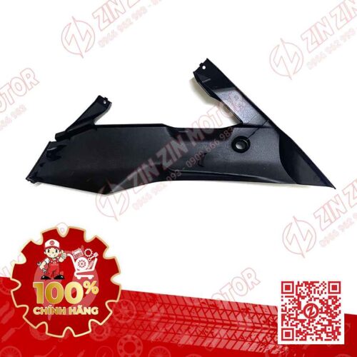 Alternative view of Mỏ Cày Phải R15V3 Đen Bóng