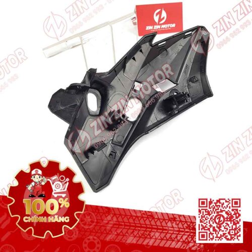 Alternative view of Nhựa Nhám Ốp Đầu Trái CB150R (K15G, K15M)
