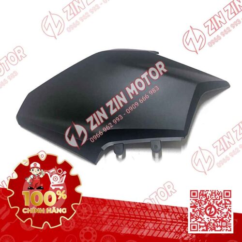 Alternative view of Ốp Yếm Trên Phải Vario 160 K2S Đen Nhám