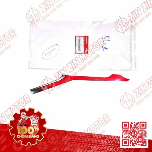 Alternative view of Tem Bửng Trước Phải Trên, Tem Cánh Yếm AB 2016, Air Blade 125 2016 Đỏ Đen Phiên Bản Thể Thao 86641K66V00ZD Chính Hãng Honda
