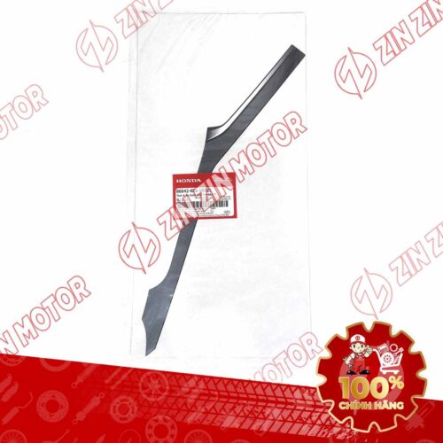 Alternative view of Tem Bửng Trước Trái Trên, Tem Cánh Yếm AB 2016, Air Blade 125 2016 Xám Đen Phiên Bản Thể Thao 86642K66V00ZC Chính Hãng Honda