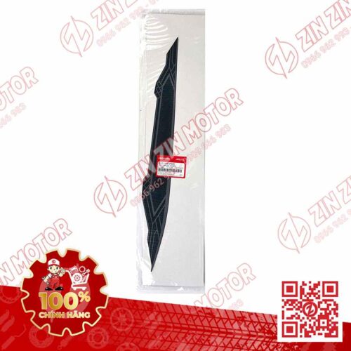 Alternative view of Tem Bụng Sau Phải, Tem Ốp Sườn AB 2018, Air Blade 125 2018 Đen Bạc Phiên Bản Cao Cấp 86831K66VF0ZC Chính Hãng Honda