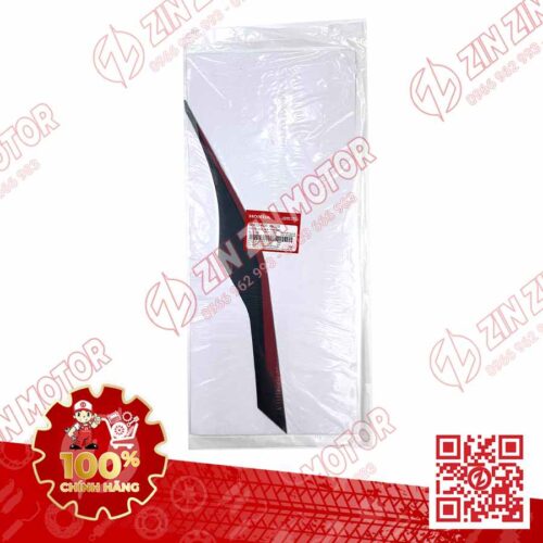 Alternative view of Tem Ốp Sườn Sau Phải SH 2024, SH 160i 2024, SH125i 2024 Đỏ Nền Xám 86836K0RV60ZB Chính Hãng