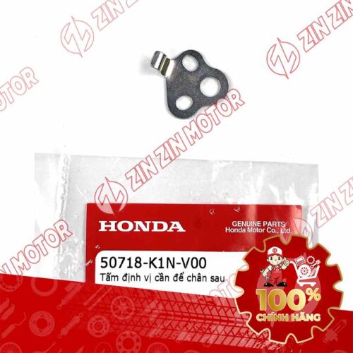 Alternative view of TẤM ĐỊNH VỊ CẦN ĐỂ CHÂN SAU SH MODE 2020 2021 2022 2023 2024 PHẢI 50718K1NV00 CHÍNH HÃNG