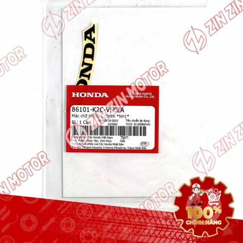 Alternative view of TEM MẶT NẠ VISION 2024 CHỮ HONDA 70MM ĐEN 86101K2CVS0ZA CHÍNH HÃNG