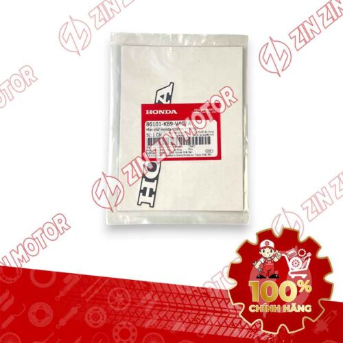 Alternative view of TEM CHỮ HONDA DÁN CÁNH YẾM TRONG WAVE ALPHA 2024 2025 110MM CHỮ BẠC NỀN ĐEN 86101K89VA0ZA CHÍNH HÃNG
